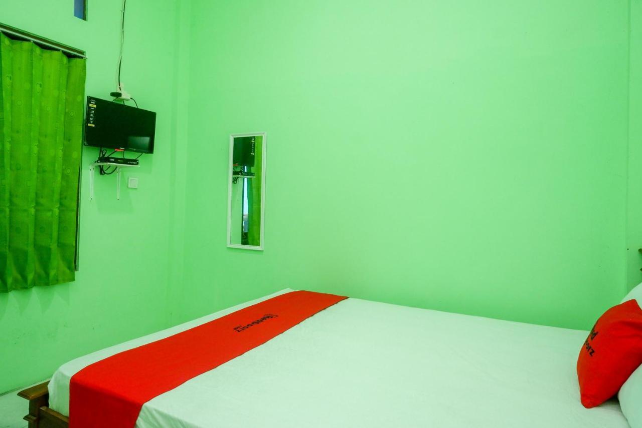 Reddoorz Syariah Near Monumen Jogja Kembali Otel Kejayan Dış mekan fotoğraf