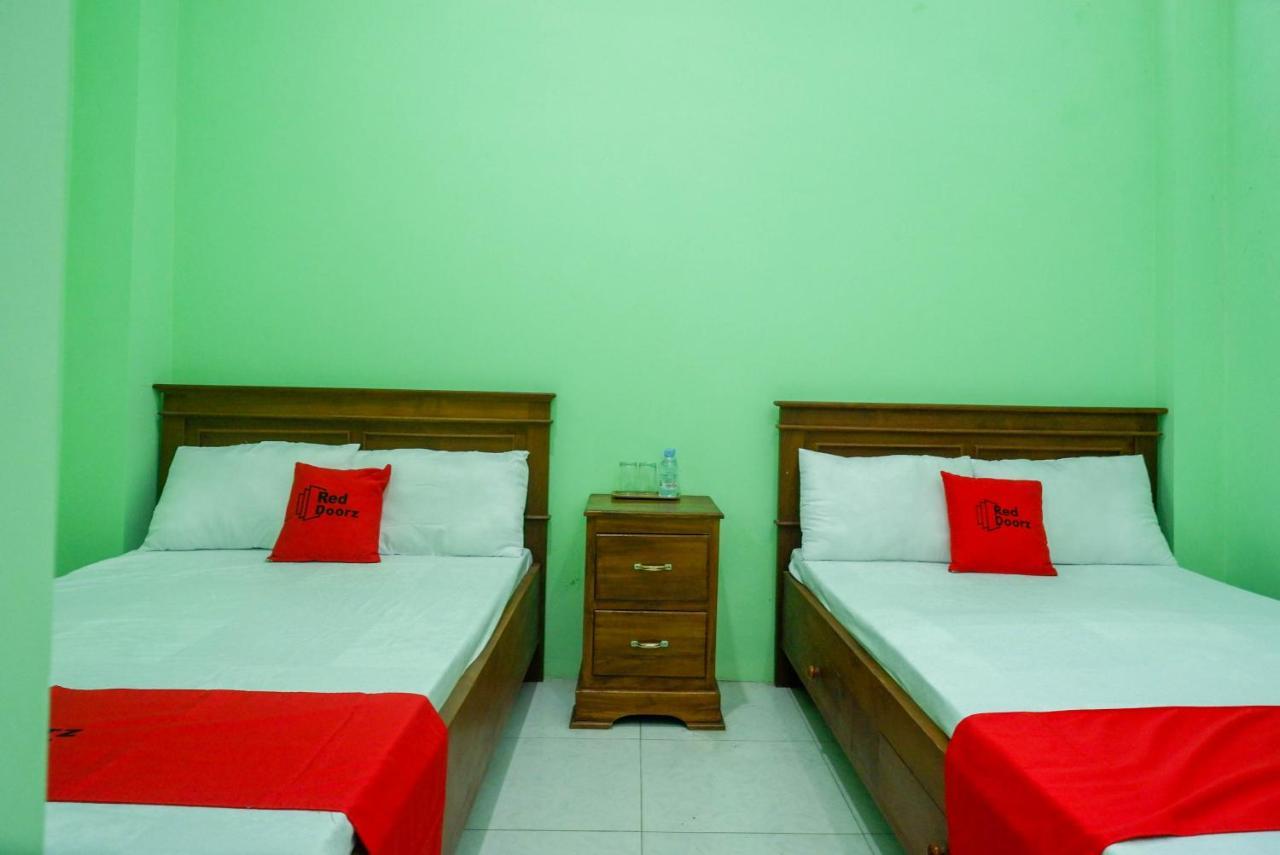 Reddoorz Syariah Near Monumen Jogja Kembali Otel Kejayan Dış mekan fotoğraf